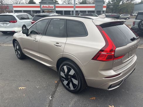 Used 2025 Volvo XC60 T8 Plus w/ Protection Package Premier image 10