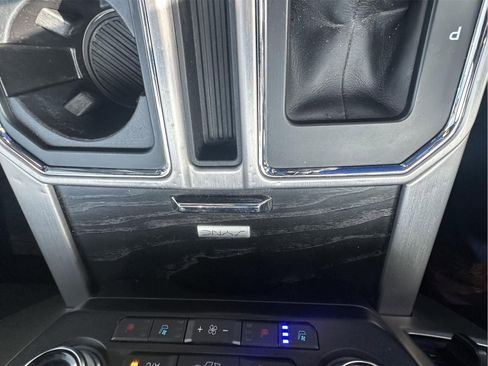 Used 2018 Ford F150 Platinum w/ Equipment Group 701A Luxury AWD/4WD image 25