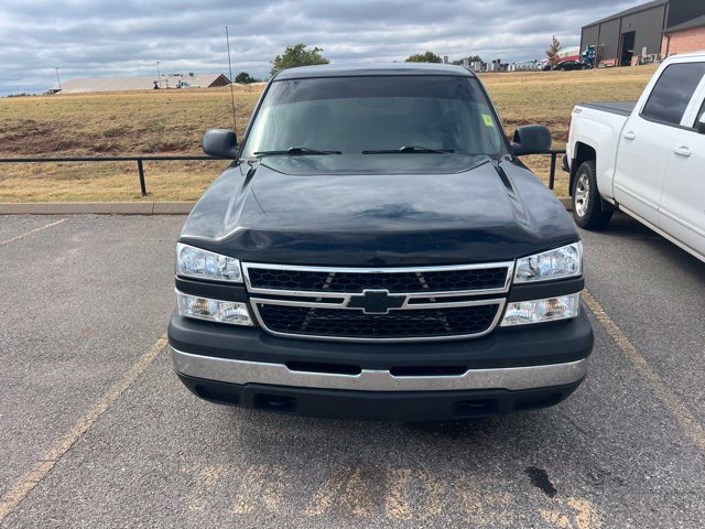 Used 2007 Chevrolet Silverado 1500 W/T RWD image 2