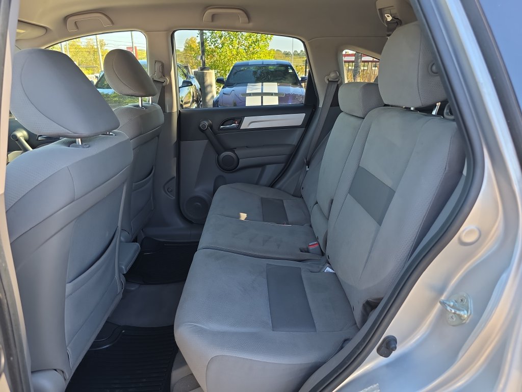 Used 2011 Honda CR-V SE image 30
