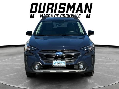 Used 2025 Subaru Outback Premium AWD/4WD image 8