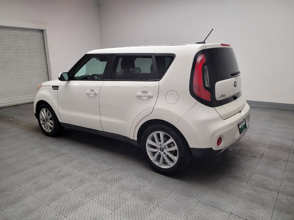 Used 2019 Kia Soul + FWD image 3