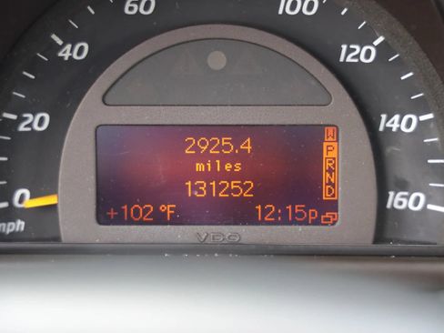 Used 2002 Mercedes-Benz C 230 Coupe image 38