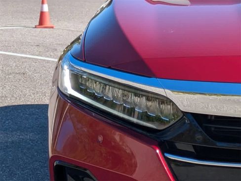 Used 2021 Honda Accord Touring image 9