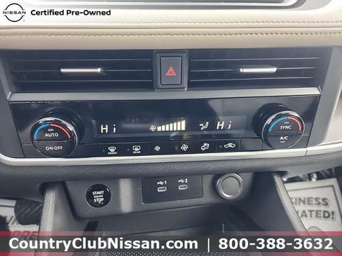 Certified 2024 Nissan Rogue SV image 15