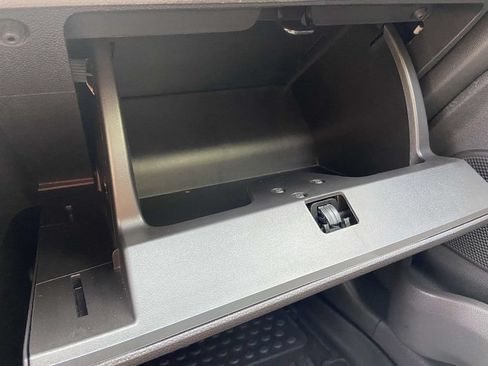 Used 2019 Ford Fiesta SE FWD image 29