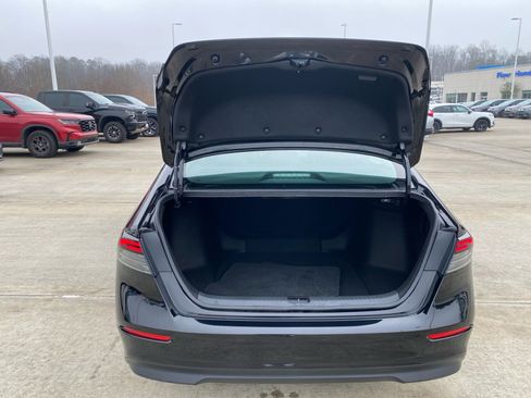 Used 2024 Honda Accord LX image 17