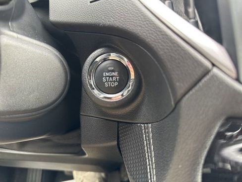 Used 2023 Subaru Forester Limited image 27