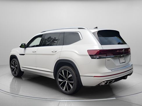 New 2026 Volkswagen Atlas SEL Premium R-Line AWD/4WD image 3