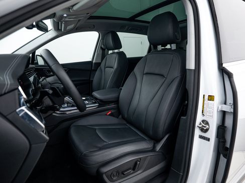 Certified 2023 Audi Q7 3.0T Premium w/ Convenience Package AWD/4WD image 15