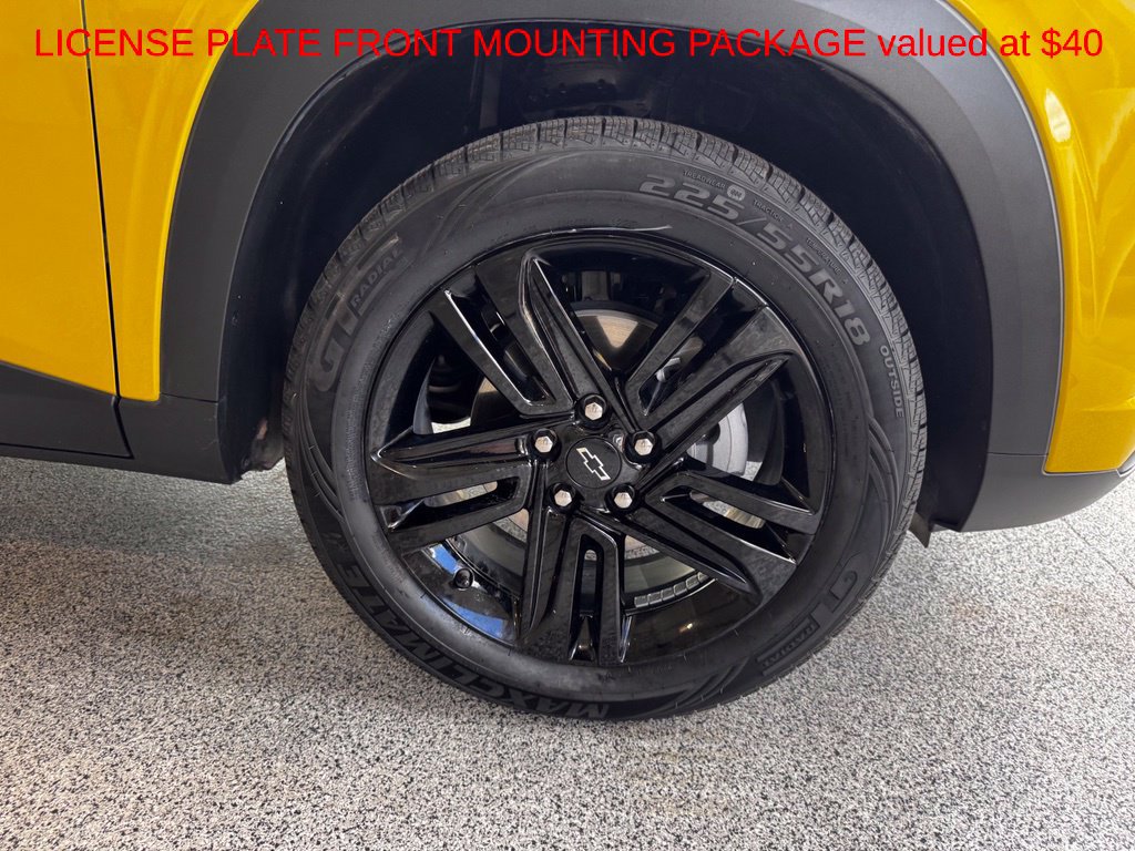 Used 2025 Chevrolet Trax ACTIV w/ Sunroof Package FWD image 10