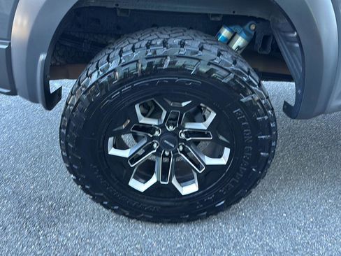 Used 2018 Ford F150 Raptor w/ Equipment Group 802A Luxury image 37