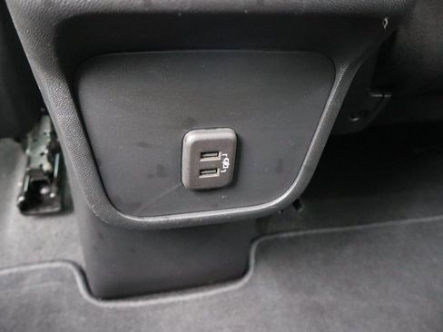 Used 2023 Chevrolet Equinox LT image 18