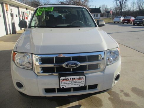 Used 2009 Ford Escape XLS image 18