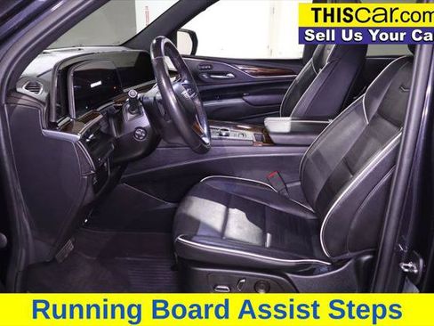 Used 2022 Cadillac Escalade Premium Luxury RWD image 25