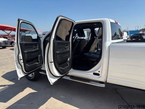 Used 2022 RAM 3500 Tradesman image 16