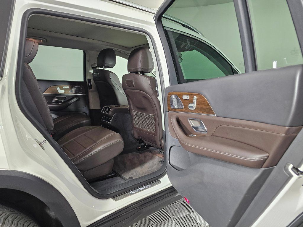 Used 2020 Mercedes-Benz GLS 450 4MATIC image 13