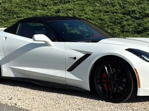 Used 2019 Chevrolet Corvette Stingray Convertible Z51 2LT RWD image 10