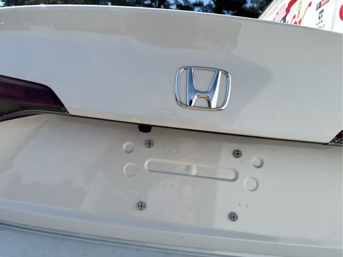 Used 2025 Honda Civic Sport image 18