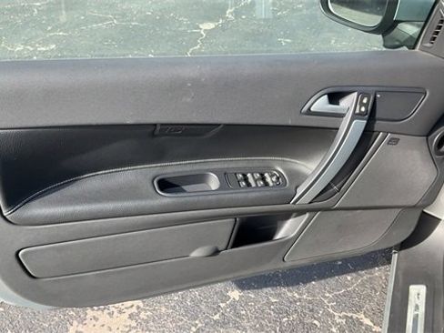 Used 2013 Volvo C70 T5 image 12