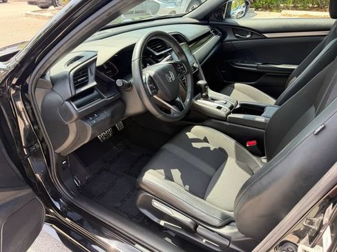 Used 2020 Honda Civic Sport image 12
