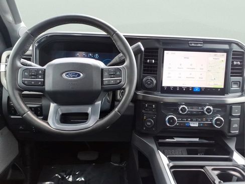 Used 2025 Ford F250 Lariat w/ Lariat Ultimate Package AWD/4WD image 16