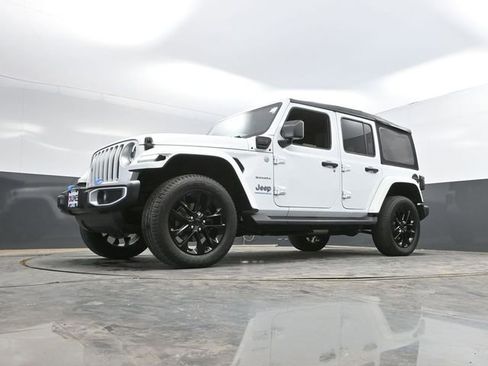 Used 2023 Jeep Wrangler Unlimited Sahara w/ Cold Weather Group AWD/4WD image 51