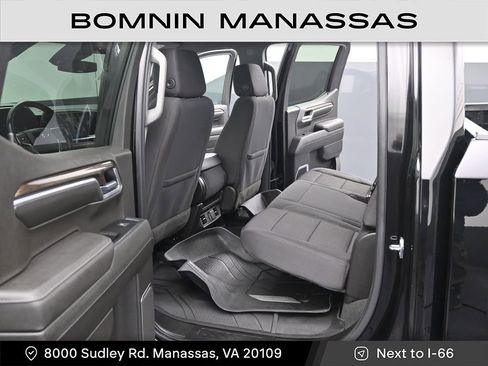 Used 2022 Chevrolet Silverado 1500 RST image 11