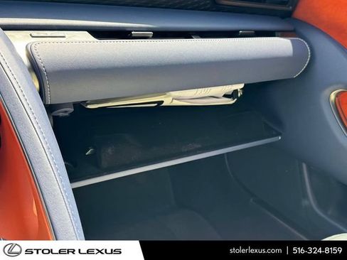 Used 2018 Lexus LC 500 Coupe w/ Touring Package RWD image 40