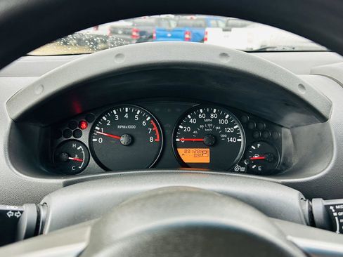 Used 2010 Nissan Frontier SE w/ Power Pkg RWD image 11