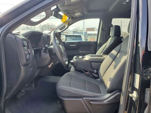 Used 2019 Chevrolet Silverado 1500 Custom Trail Boss w/ Custom Convenience Package image 16