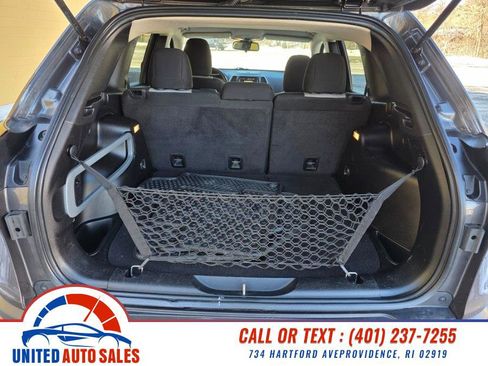 Used 2014 Jeep Cherokee Latitude w/ Cold Weather Group image 11