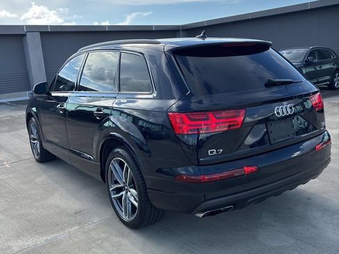 Used 2017 Audi Q7 3.0T Prestige AWD/4WD image 4