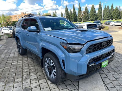 New 2026 Toyota 4Runner TRD Sport Premium AWD/4WD image 7