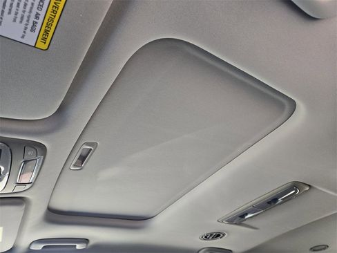 New 2025 Kia Telluride S image 18