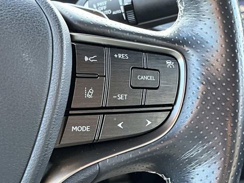 Used 2019 Lexus LS 500 F Sport w/ Accessory Package (Z1) AWD/4WD image 35