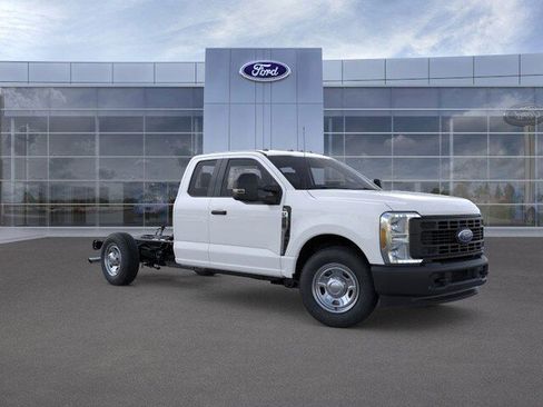 New 2026 Ford F350 XL image 29
