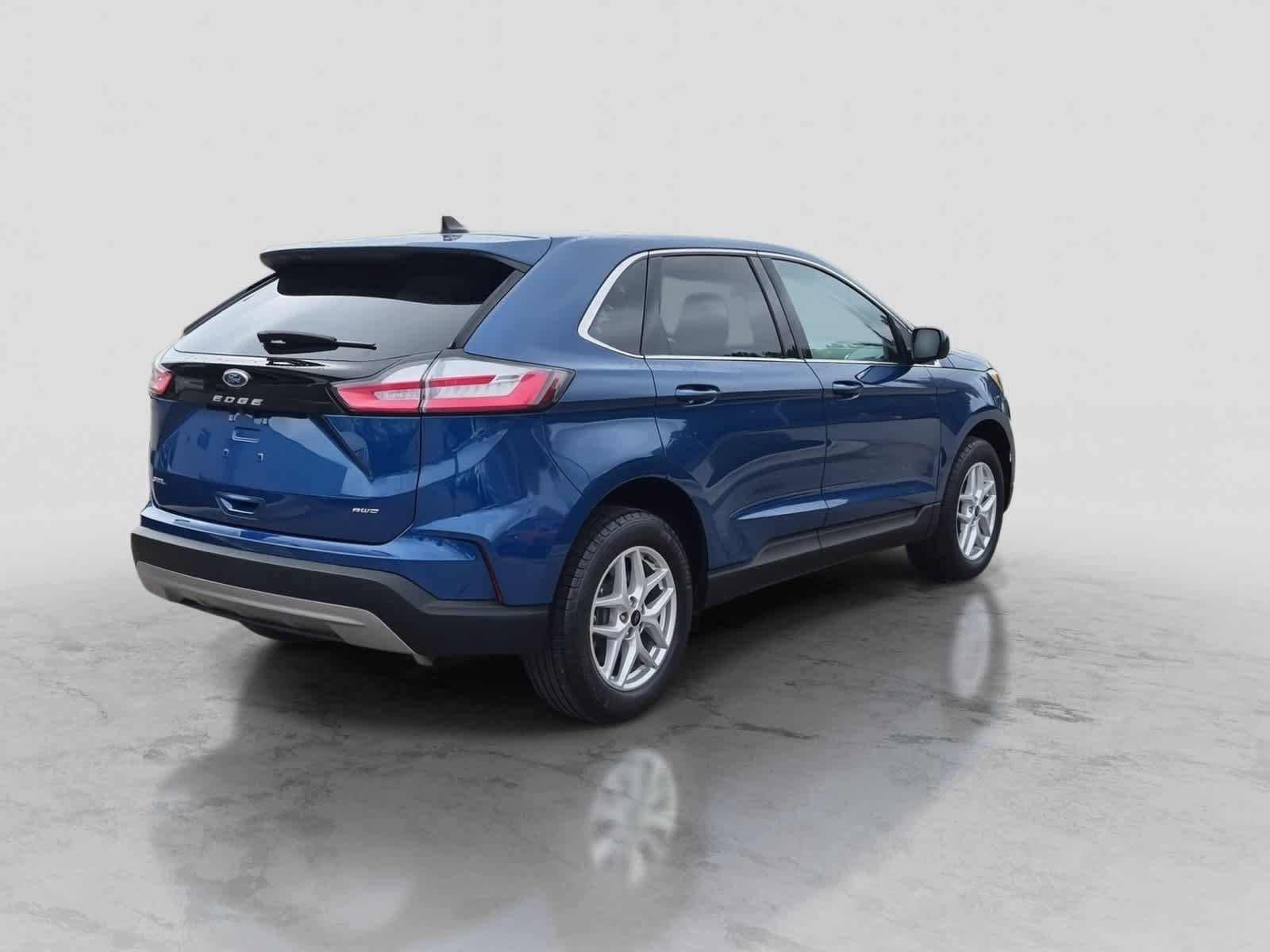 Used 2024 Ford Edge SEL w/ Convenience Package AWD/4WD image 8