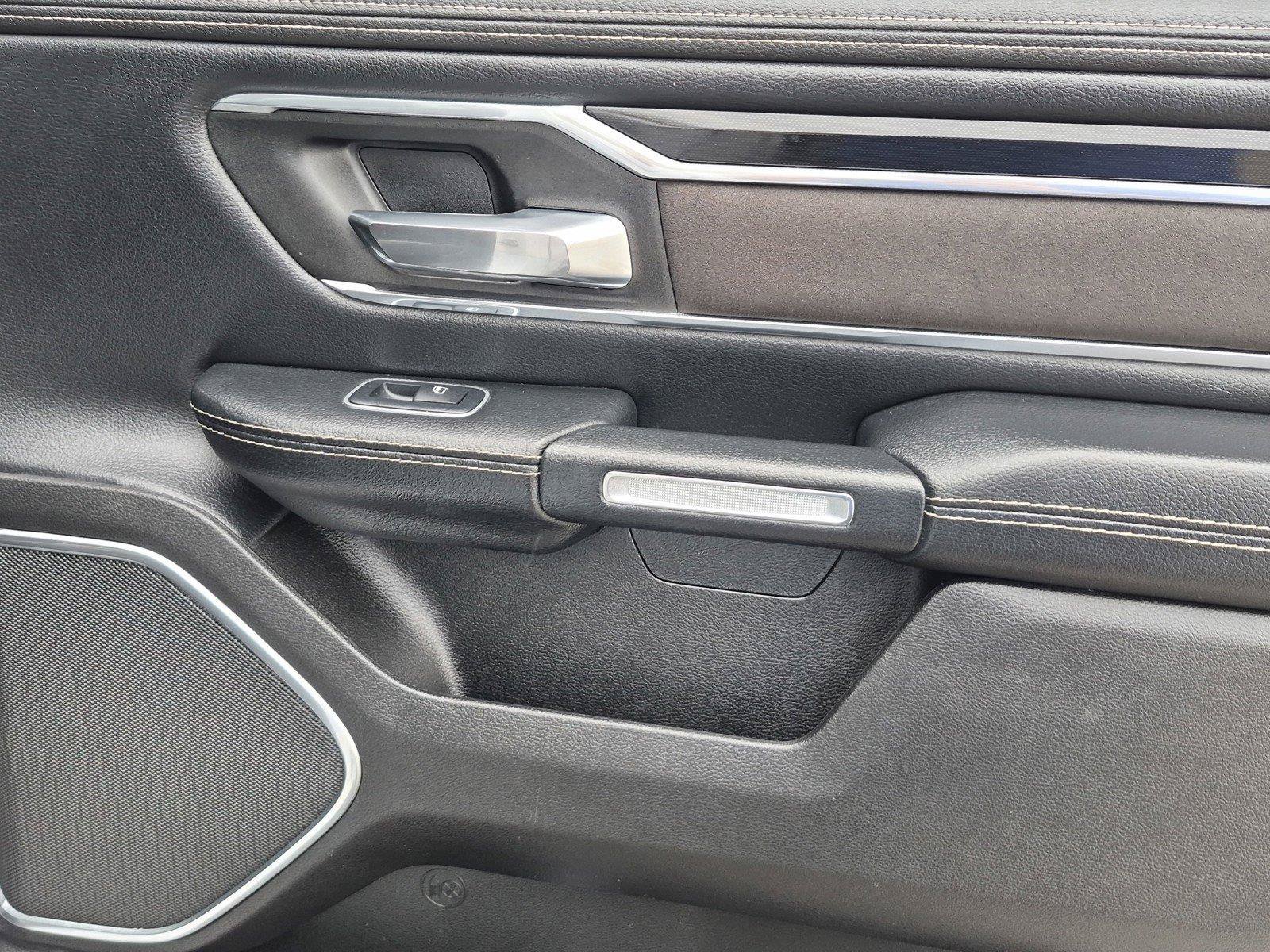 Certified 2022 RAM 1500 Laramie AWD/4WD image 8
