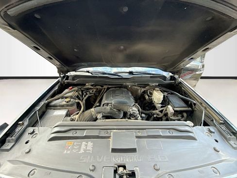 Used 2018 Chevrolet Silverado 2500 LTZ w/ LTZ Plus Package AWD/4WD image 29