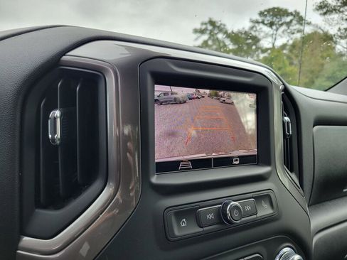 New 2026 GMC Sierra 1500 Pro w/ Pro Value Package image 17