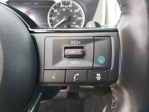 Used 2023 Nissan Rogue SV w/ SV Premium B Package AWD/4WD image 23