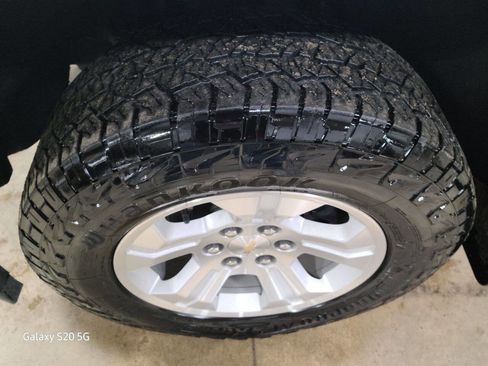 Used 2018 Chevrolet Silverado 1500 LT w/ All Star Edition image 14