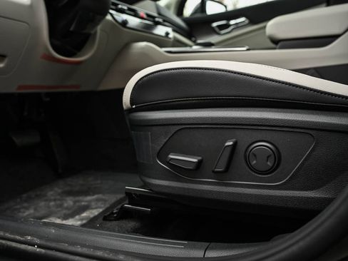 New 2026 Kia Sportage EX image 18