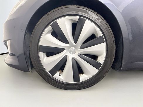 Used 2021 Tesla Model S Long Range Plus image 23