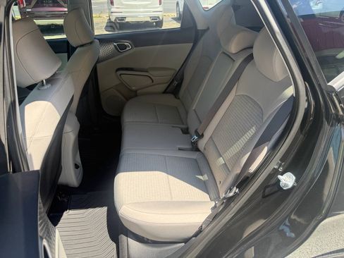 Used 2021 Kia Soul EX FWD image 20