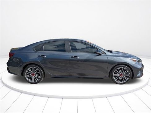 Used 2022 Kia Forte GT w/ GT Technology Package image 3