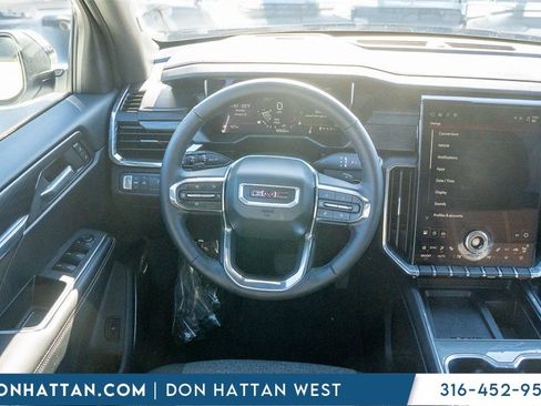 Used 2025 GMC Acadia Elevation image 5