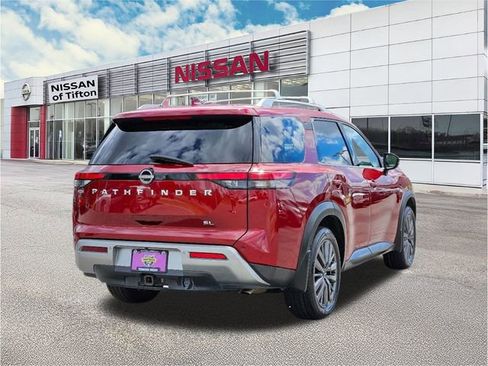 Certified 2022 Nissan Pathfinder SL w/ SL Premium Package image 7