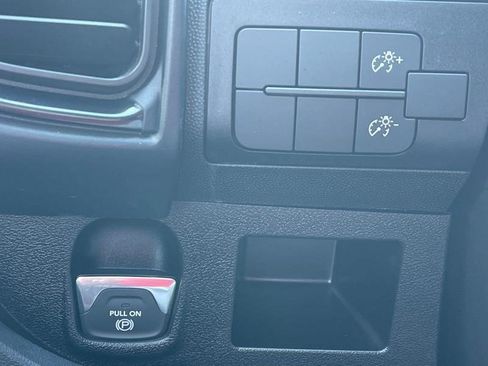 Used 2023 RAM ProMaster 2500 image 31